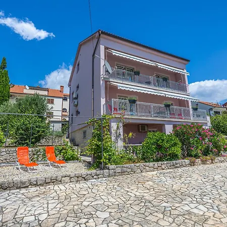 Alexis Apartmán